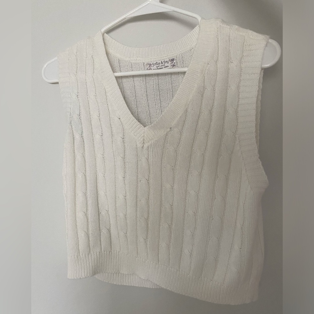 white cropped cable knit sweater vest | jolie & joy by FCT with love | M